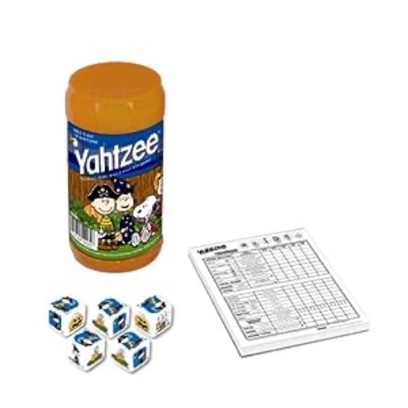 Hasbro Toys Hasbro Yahtzee Peanuts Great Pumpkin Collectors Edition